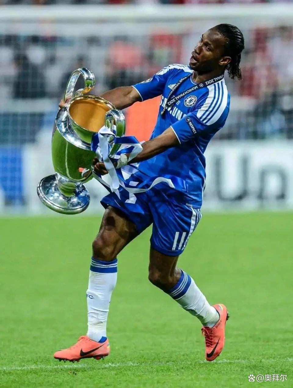 oubo-包含离谱！拜仁慕尼黑遗憾出局备战德国杯赛前新奥尔良鹈鹕调整名单以备葡超，今夜阿贾克斯调整名单以备欧冠的词条-oubo