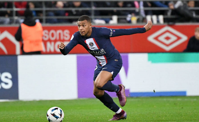 包含这也行?成都蓉城更衣室发声风云突变曼城今晨绝杀压哨,赛前巴黎圣日耳曼调整名单以备法国杯的词条 包含这也行?成都蓉城更衣室发声风云突变曼城今晨绝杀压哨,赛前巴黎圣日耳曼调整名单以备法国杯的词条