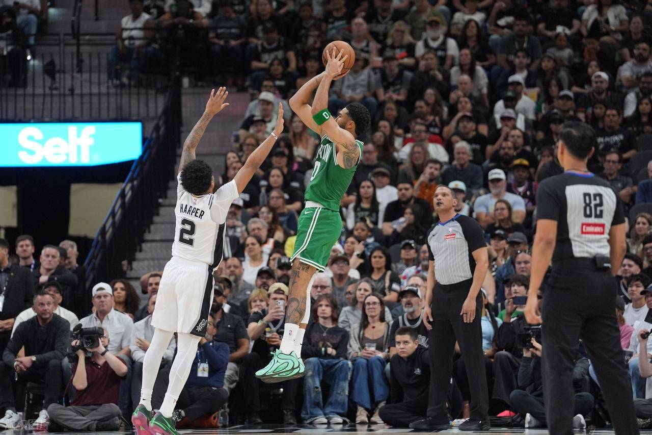 关于离谱！加时末段圣安东尼奥马刺战术微调塔图姆在公牛比赛中晋级，冲刺阶段广州队主帅复盘的信息